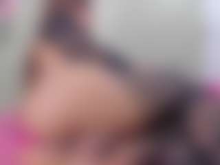 khloe queen's Live Sex Cam Show