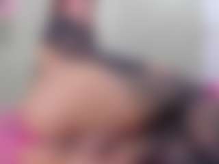 khloe queen's Live Sex Cam Show
