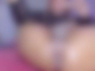 khloe queen's Live Sex Cam Show