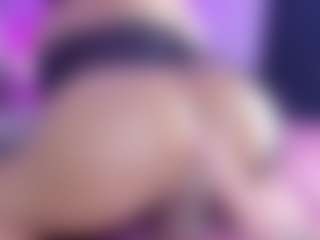 khloe queen's Live Sex Cam Show