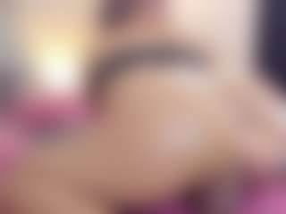 khloe queen's Live Sex Cam Show