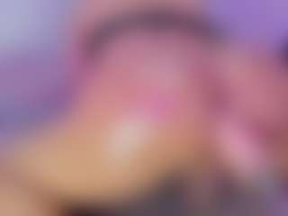 Live cam show with khloe queen - Submissive on SinfulBabes