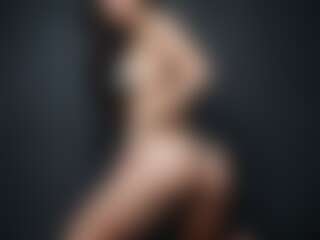 tungmyass2's Live Sex Cam Show