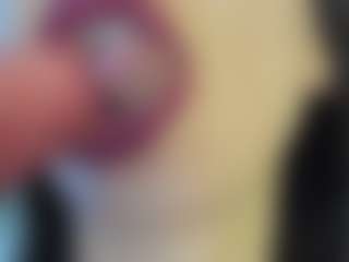 Live cam show with antomouthparadise - Horny on AdultVida.com