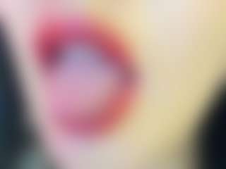 Live cam show with antomouthparadise - Ginger Skinny on Camsoda
