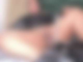 Live cam show with chloee-jackson - Body Massage on Latina Girls
