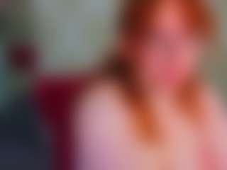 Live cam show with elliecoy - Brown Eyes Red Hair on Camsoda
