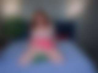 elliecoy's Live Sex Cam Show