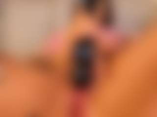 Live cam show with Celeste Evanns - Camel Toe on intimatelivegirls.com