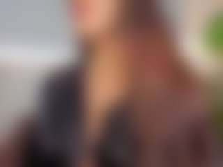 Live cam show with Celeste Evanns - Facefuck on CamClone