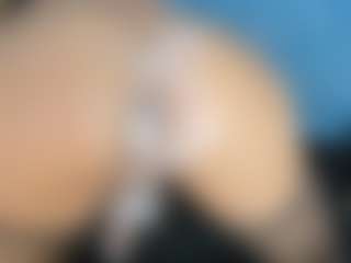 Live cam show with Dannylux09 - Average on Big Tits