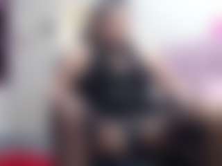 Live cam show with SolVegaNaciente - Granny on live.xheat.ai