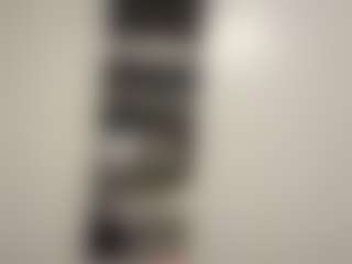 breadfromdownunder's Live Sex Cam Show