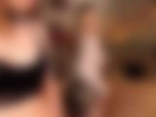 Live cam show with Adelina and Emily - Handjob on fapnchat