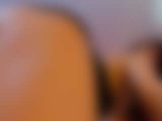 Anyssia's Live Sex Cam Show