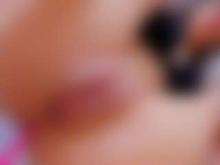 Anyssia's Live Sex Cam Show