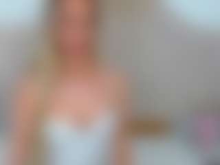 Live cam show with NatalieSweet - Blue Eyes on eurowanks.com