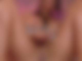 AisHhaFerrari's Live Sex Cam Show