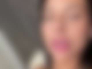 AisHhaFerrari's Live Sex Cam Show