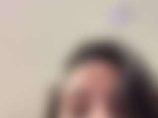 AisHhaFerrari's Live Sex Cam Show