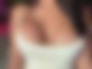 AisHhaFerrari's Live Sex Cam Show