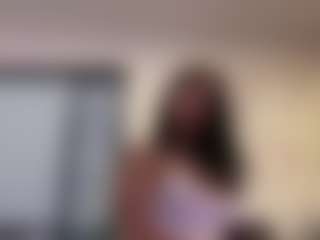 AisHhaFerrari's Live Sex Cam Show