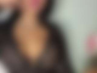 AisHhaFerrari's Live Sex Cam Show