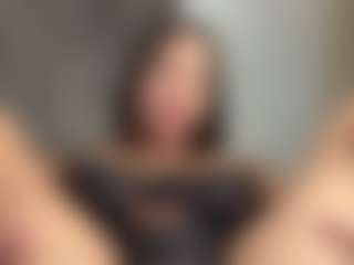 AisHhaFerrari's Live Sex Cam Show