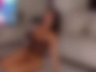 AisHhaFerrari's Live Sex Cam Show