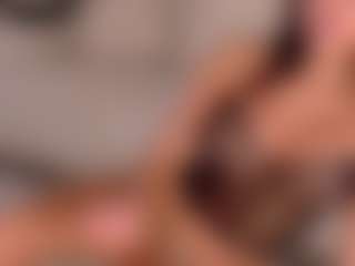 AisHhaFerrari's Live Sex Cam Show