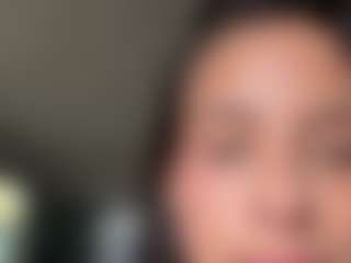 AisHhaFerrari's Live Sex Cam Show