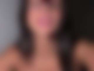 AisHhaFerrari's Live Sex Cam Show