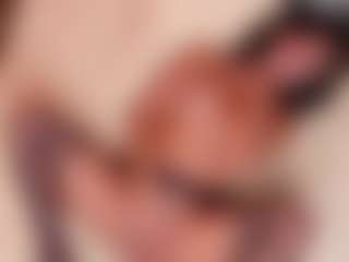 AisHhaFerrari's Live Sex Cam Show