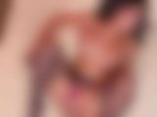 AisHhaFerrari's Live Sex Cam Show
