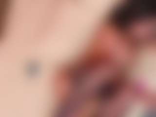 Live cam show with AisHhaFerrari - Dildo Or Vibrator on Gym Cam Girls