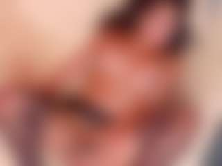 AisHhaFerrari's Live Sex Cam Show