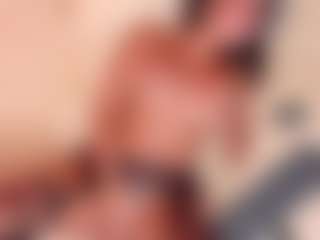 AisHhaFerrari's Live Sex Cam Show