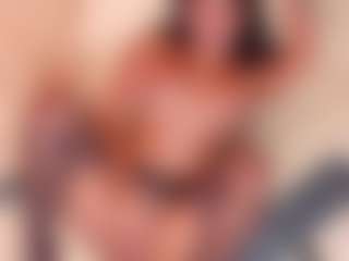 AisHhaFerrari's Live Sex Cam Show