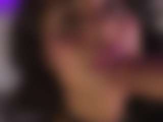 AisHhaFerrari's Live Sex Cam Show