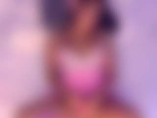 AisHhaFerrari's Live Sex Cam Show