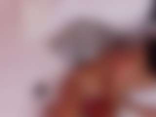 AisHhaFerrari's Live Sex Cam Show
