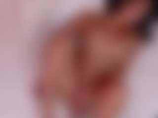 AisHhaFerrari's Live Sex Cam Show