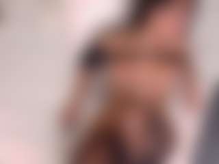 AisHhaFerrari's Live Sex Cam Show