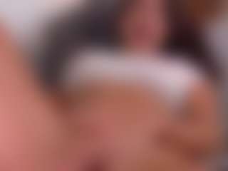 AisHhaFerrari's Live Sex Cam Show