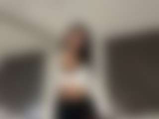AisHhaFerrari's Live Sex Cam Show