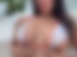 AisHhaFerrari's Live Sex Cam Show