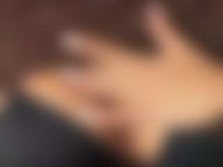AisHhaFerrari's Live Sex Cam Show