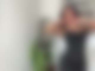 AisHhaFerrari's Live Sex Cam Show