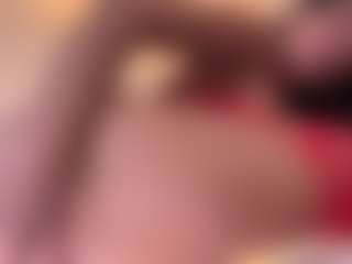AisHhaFerrari's Live Sex Cam Show