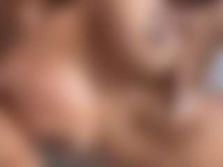 AisHhaFerrari's Live Sex Cam Show